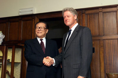 Presidents Jiang Zemin of China and Bill Clinton of the U.S. on September 11, 1999.